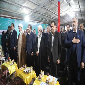 کلنگ زنی نیروگاه خورشیدی-بهمن ماه 1404